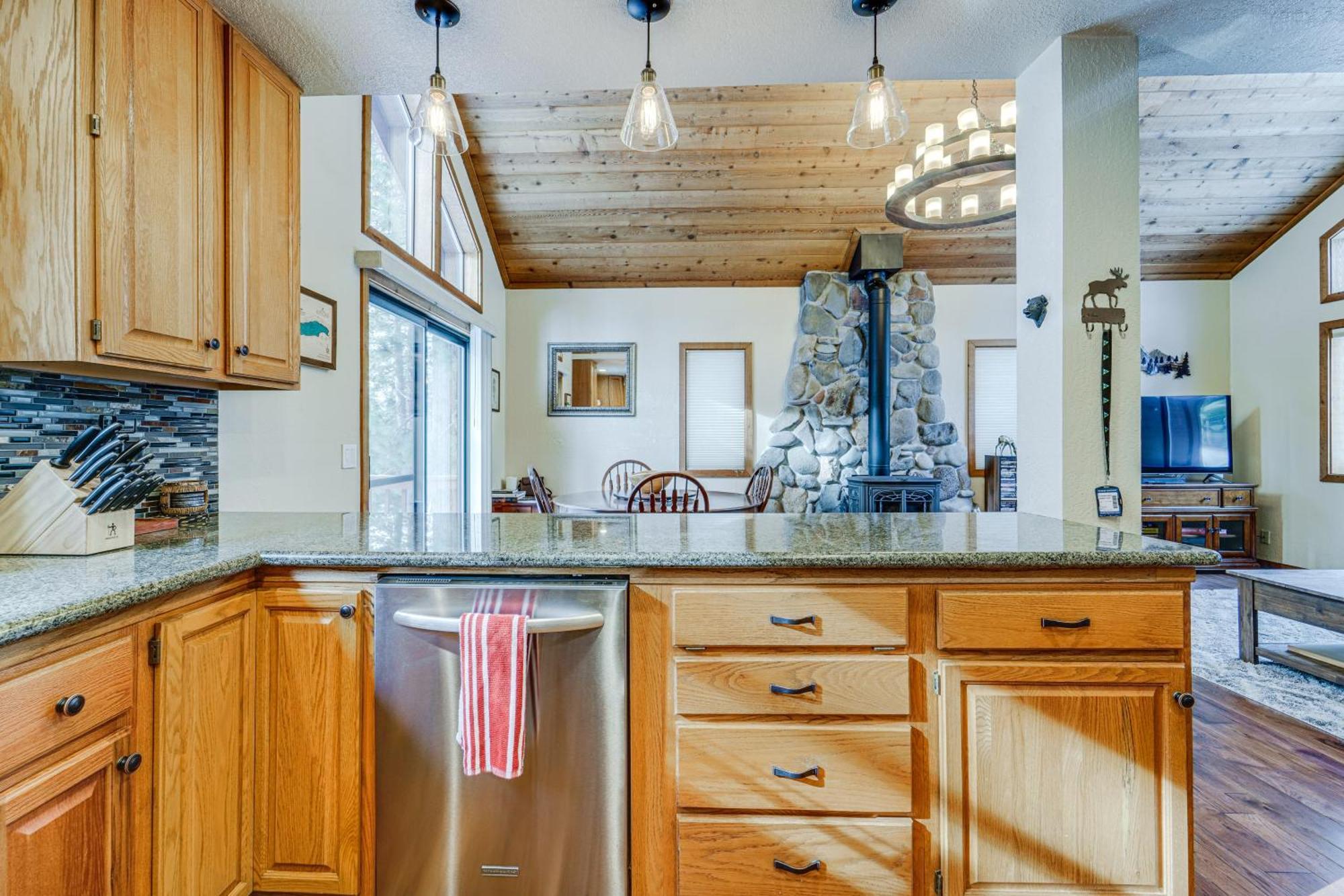Family-Friendly Truckee Cabin In Tahoe Donner! Exteriör bild
