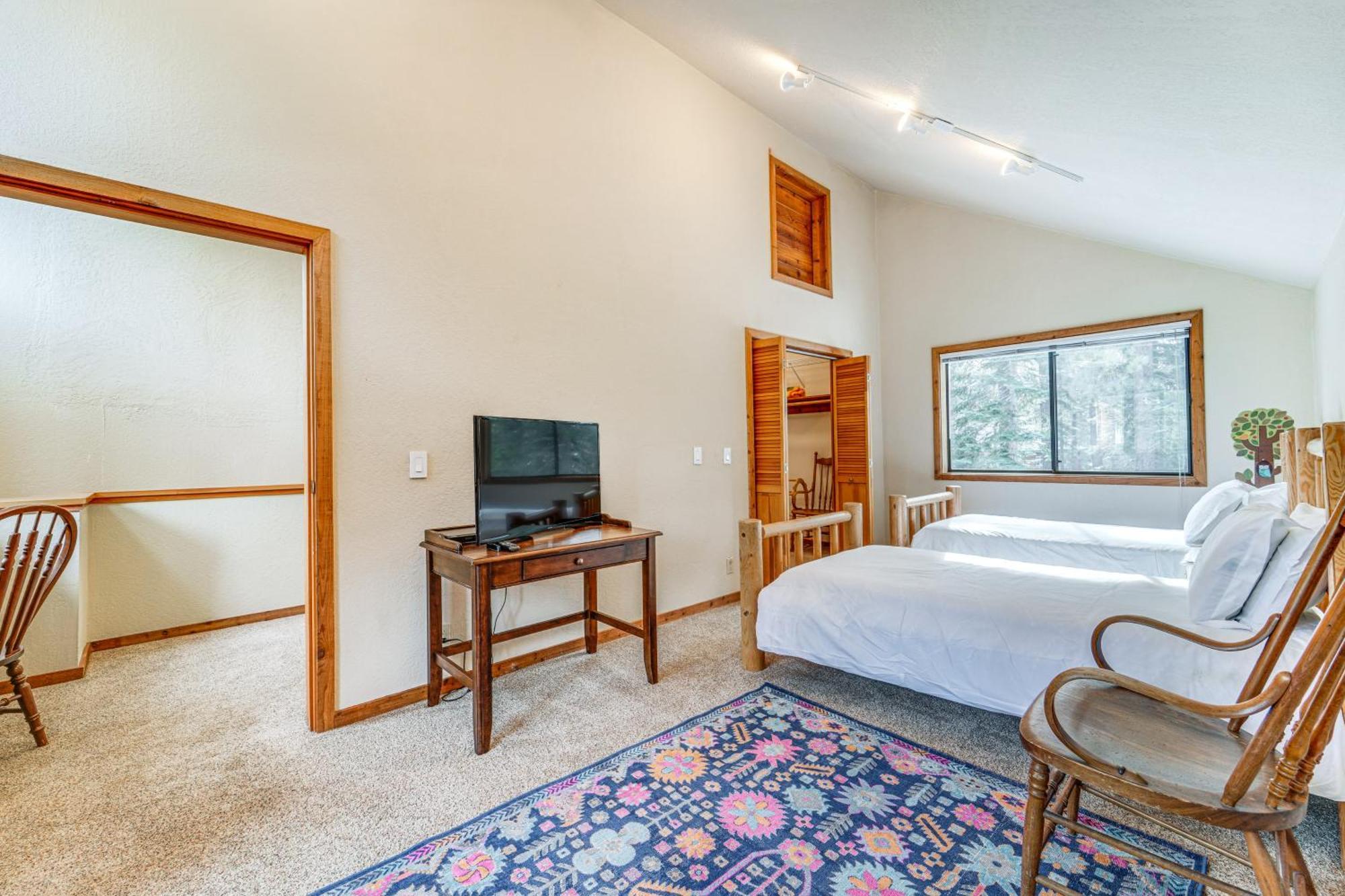 Family-Friendly Truckee Cabin In Tahoe Donner! Exteriör bild